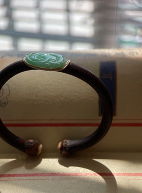 原创西藏高原深山老鸡血藤手镯镶嵌缅甸A货湖绿如意