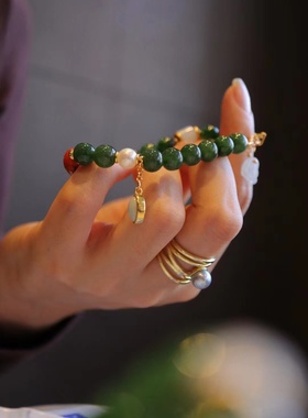 新疆手串天然和田碧玉菠菜绿