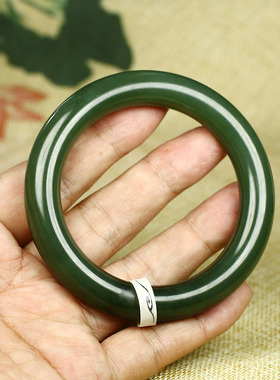 (不议价)润玉缘和田玉湖水绿手镯女款圆条玉镯腕间美玉悬68g57mm