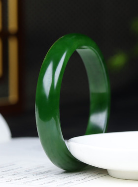 (古晨珠宝)俄罗斯和田玉菠菜绿碧玉手镯女款玉镯腕间优雅49g61mm