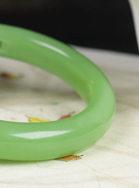 （古晨珠宝）青海和田玉翠青手镯女款玉镯腕间美玉61g60mm