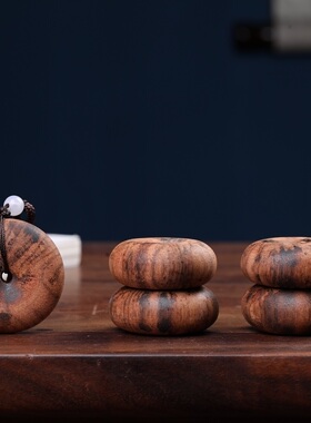 情侣款小叶降真香吊坠转运保平安