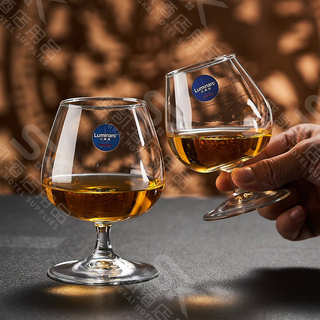 ແກ້ວເຫຼົ້າແວງພິເສດ Brandy ມີລໍາສັ້ນ
