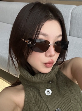 欧美辣妹风曲面大框黑色太阳镜女