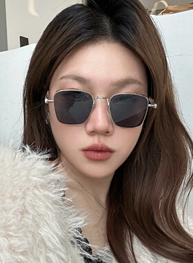 老钱风银框黑墨镜女方圆脸显瘦