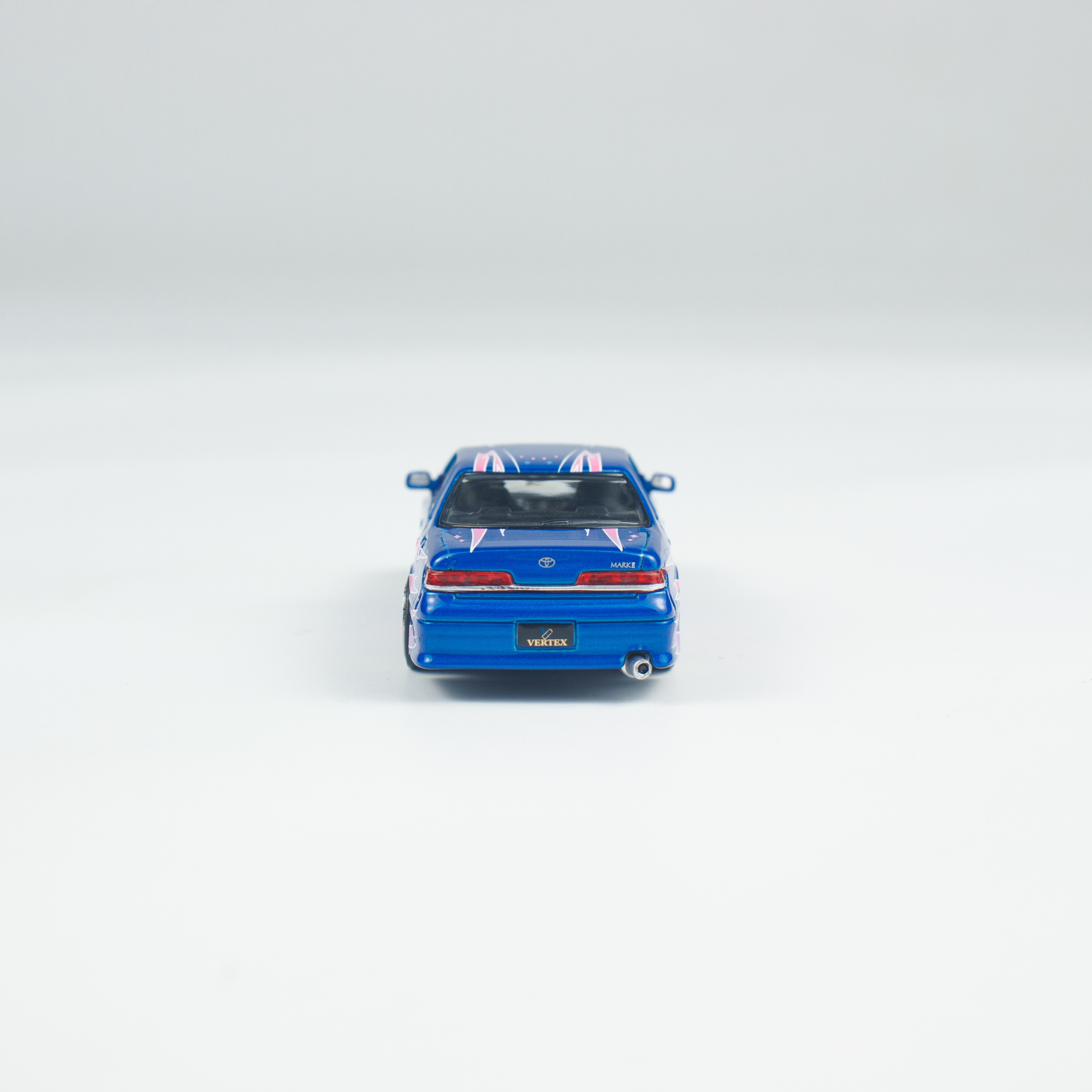 TarmacWorks 1:64 VERTEX 丰田 Mark II JZX100 合金车模型 - 图2