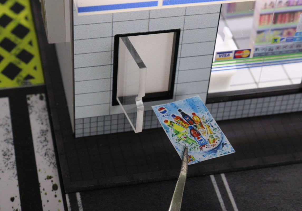 【现货】G-Fans 1:64 FamilyMart 超市 带灯光建筑 场景模型 - 图2