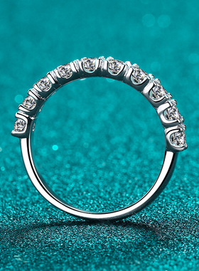 美国克拉纯银求婚莫桑钻送闺蜜