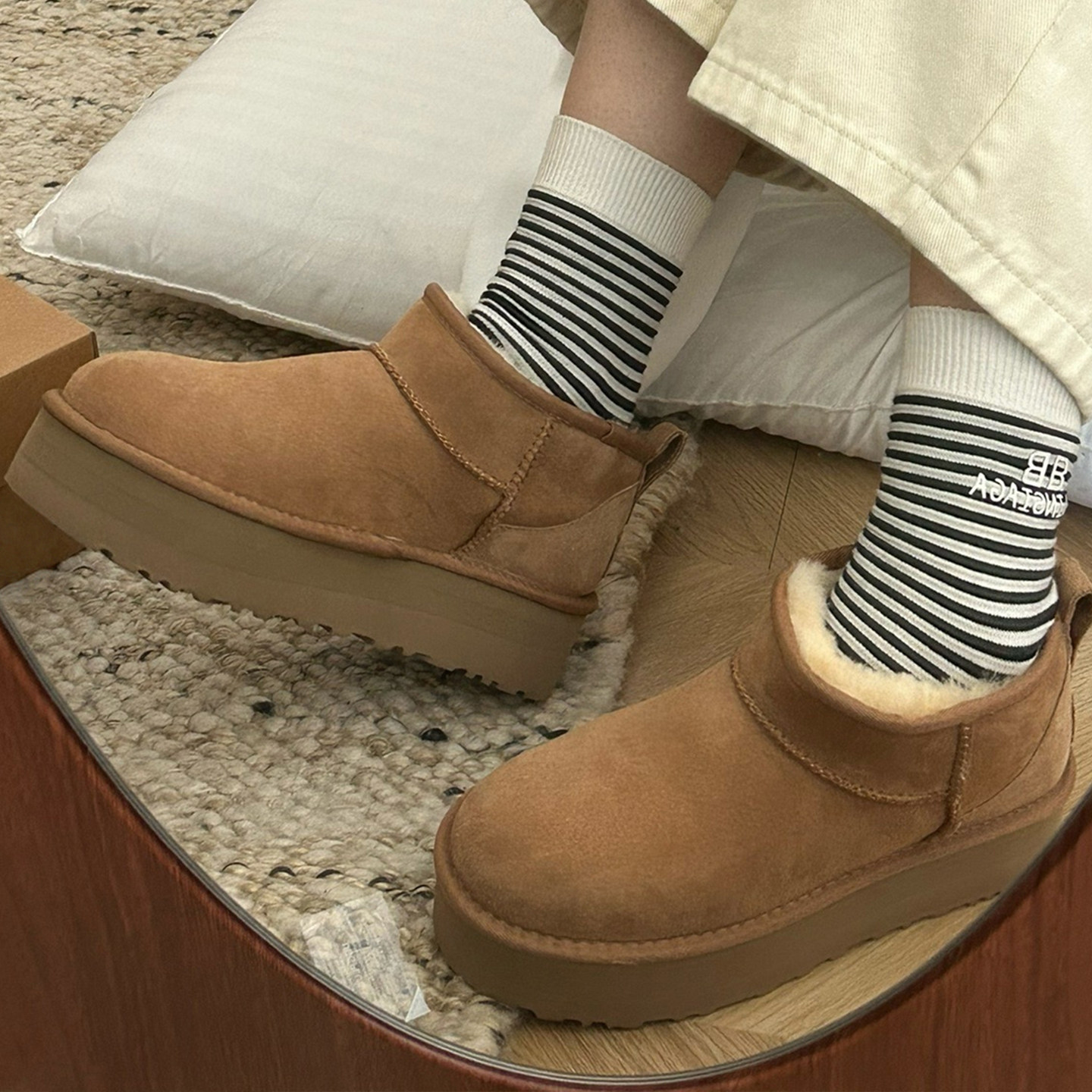 桑坡超尖版~周冬雨同款Mini增高5CM大厚底羊皮毛一体雪地靴女低帮,淘宝优惠券,粉丝福利购,淘宝优惠卷