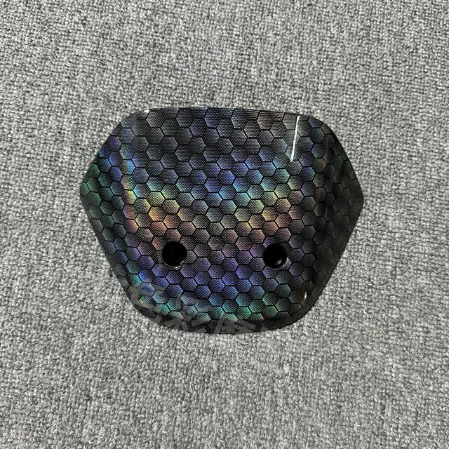 No. 9 N front windshield carbon fiber