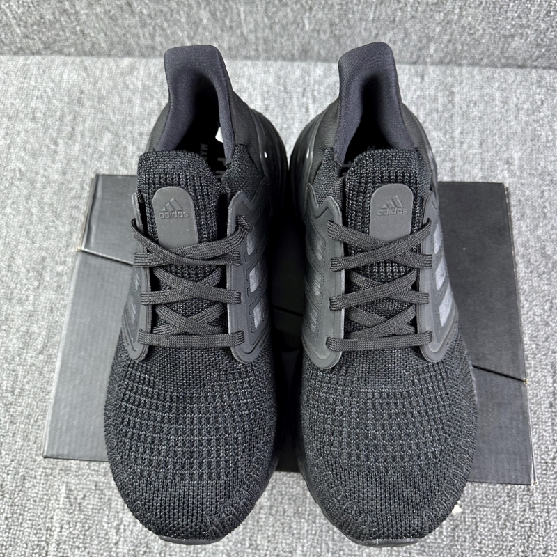 Adidas 阿迪达斯 ULTRABOOST 20 缓震训练健身运动跑步鞋 FU8498 - 图0