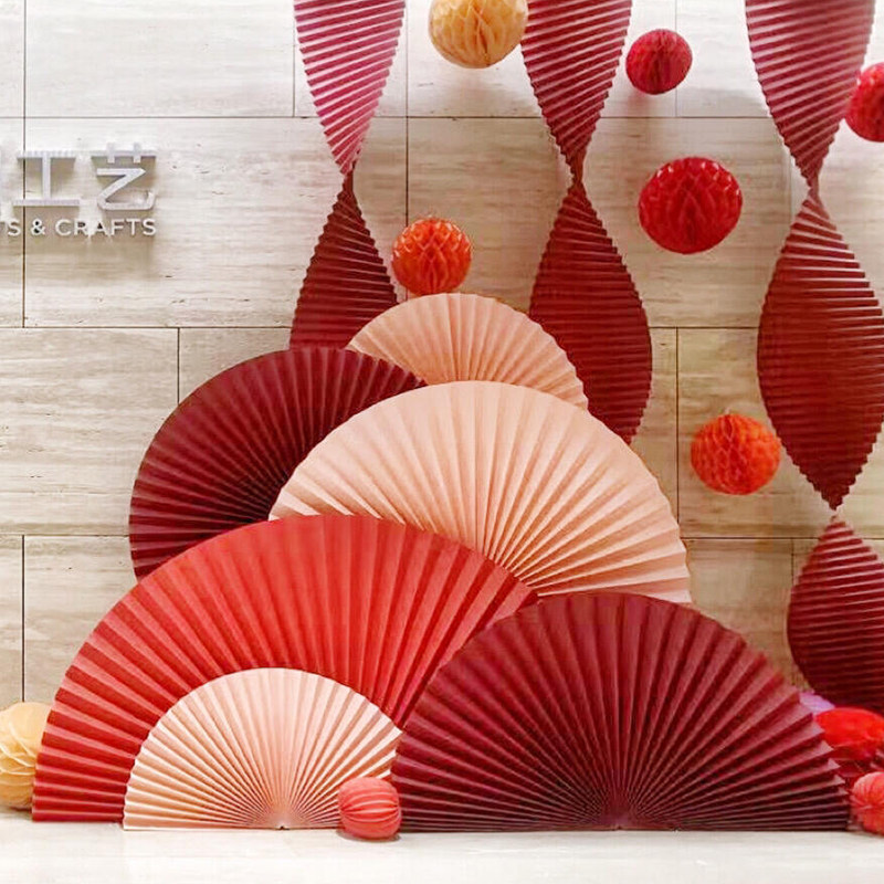 新年元旦装饰风婚庆折纸红色半圆纸扇折叠工艺扇摆件美陈橱窗布置,淘宝优惠券,粉丝福利购,淘宝优惠卷