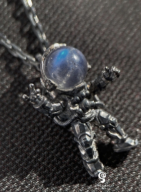 国潮醒狮太空人吊坠项链宇航员