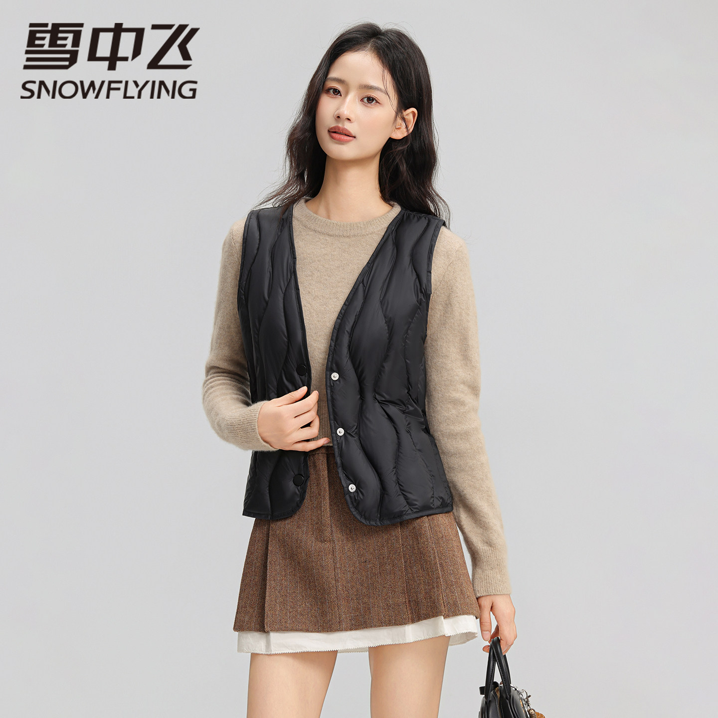【升级5.0】雪中飞轻薄V领羽绒马甲女新款修身短款保暖内胆背心冬