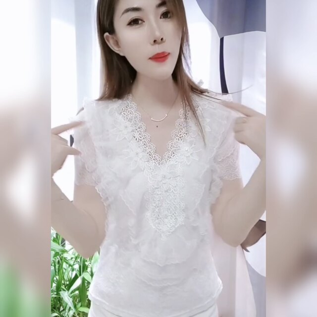 ເສື້ອຢືດ ruffle lace ແບບຈີນ ໃໝ່ ມີດອກໄມ້ສາມມິຕິແລະເພັດ