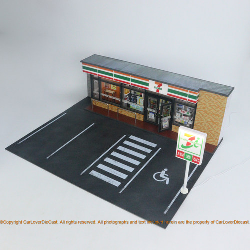 G-FANS 1:18  7-11带灯建筑场景模型 4车位 - 图2