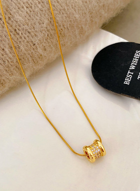 铜镀真金吊坠新款轻奢微镶锆石小蛮腰项链时尚百搭高级感跨境爆款