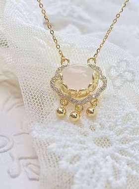 祥云如意锁项链女轻奢白玉石流苏长命锁吊坠钛钢锁骨链首饰品批发