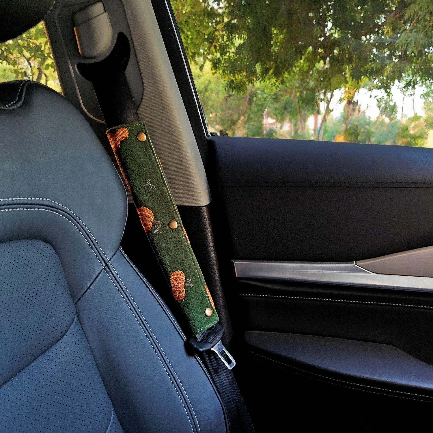 皆川明刺绣古铜扣汽车安全带套护肩套肩带套防勒脖防磨衣服装饰,淘宝优惠券,粉丝福利购,淘宝优惠卷