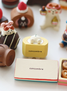 decole马卡龙草莓巧克力猫咪摆件