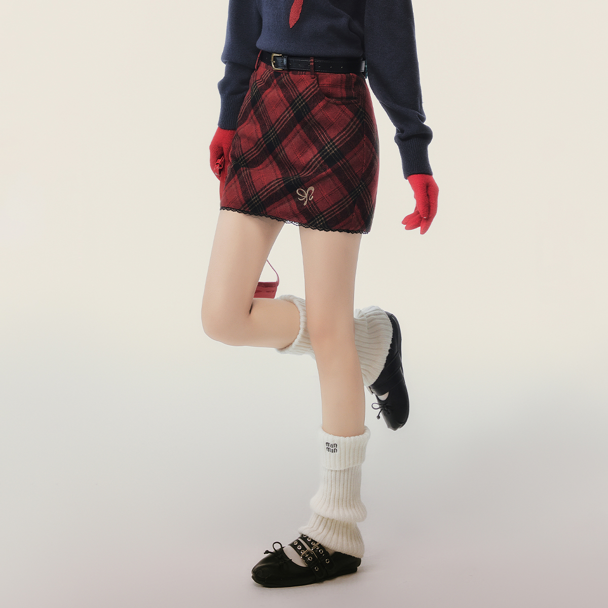 EPTISON半身裙女2025冬季新款复古学院磨毛保暖格纹时尚直筒裙子 - 图2