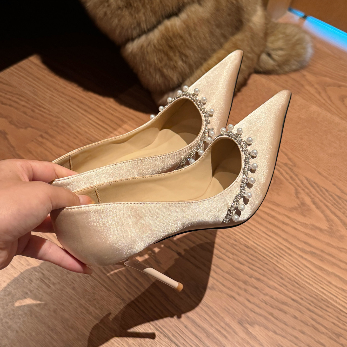 高跟鞋女2025年秋冬新款细跟尖头珍珠法式气质高级感不累脚单鞋裸,淘宝优惠券,粉丝福利购,淘宝优惠卷