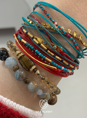 希腊Mary Gaitani金色红绳复古锤痕圆片手链小众串珠叠戴新年手饰