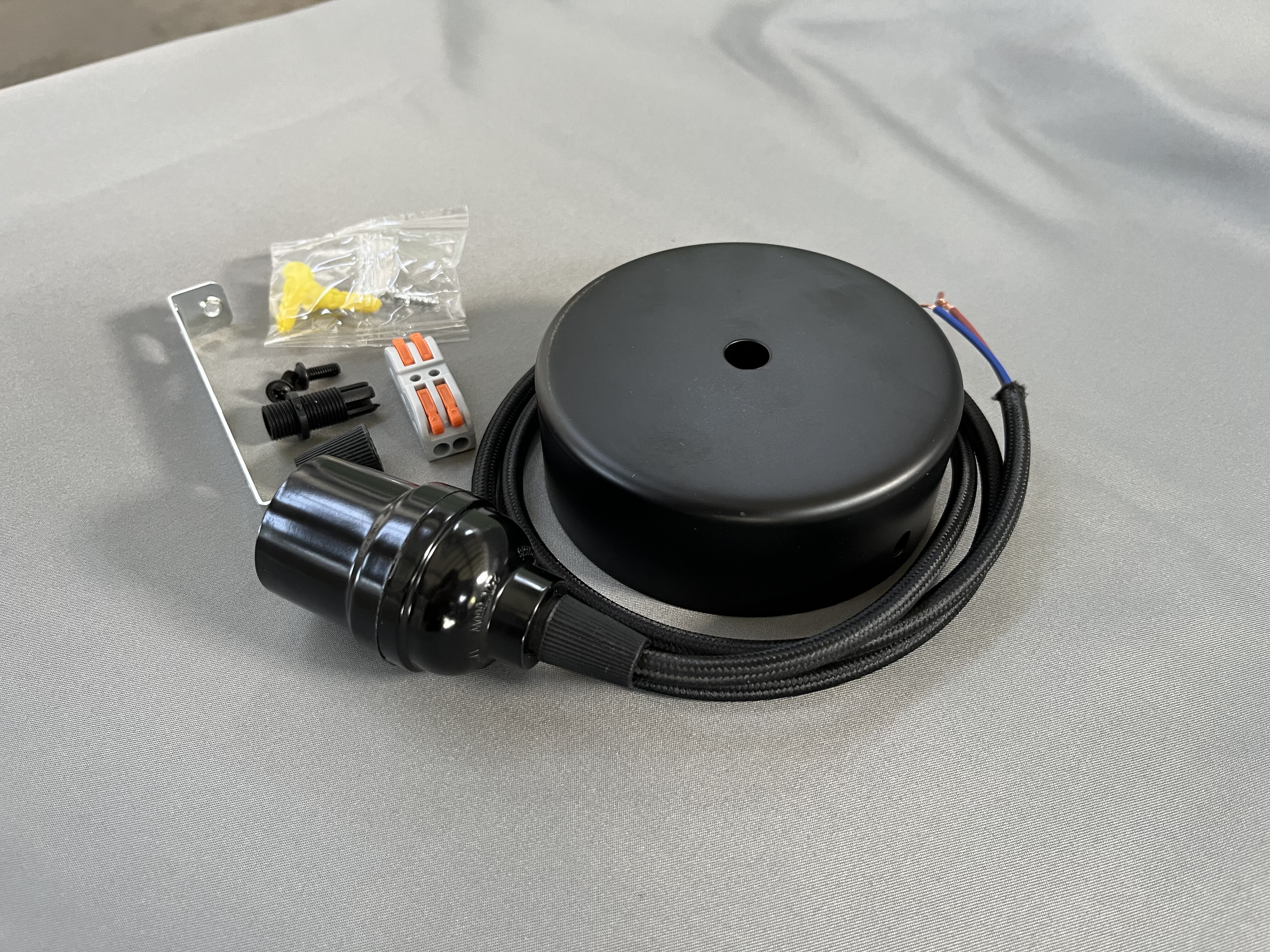 e27灯头吊线带直径9厘米吸顶盘 纸灯笼灯具配件使用led灯泡,淘宝优惠券,粉丝福利购,淘宝优惠卷