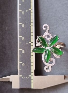 现货实拍缅a货翠绿随形戒指银防氧化伴钻镶嵌花朵送婆婆礼物配证