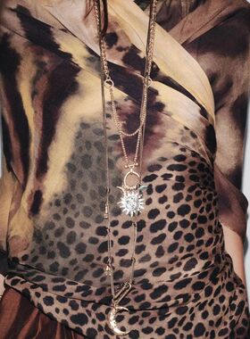 Exaggeraed Moon Sun Pendan Necklace for Women Luxury Exquisi