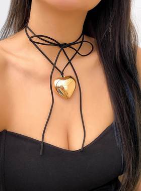 Goth Black Velvet Big Heart Pendant Choker Necklace for Wome