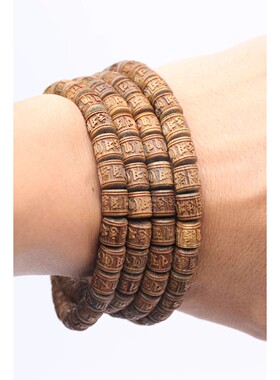 Sandalwood an Buddhist r Wheel Type Bracelet 8mmx8mm an Six-