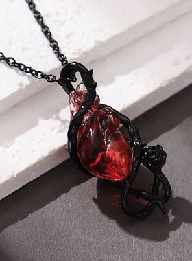 A Heart Couple Pendant Necklace, Thorn Vine Flower Clavicle