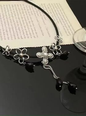 Punk Swee and cool Personaliy  Exquisie Temperamen Geomeric