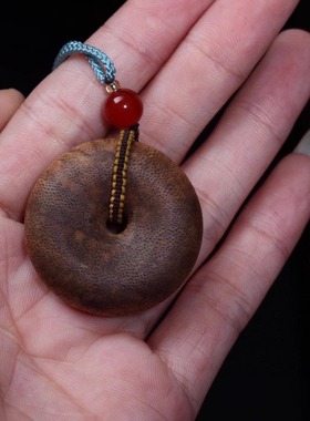 沉香平安扣吊坠天然木挂件男女款