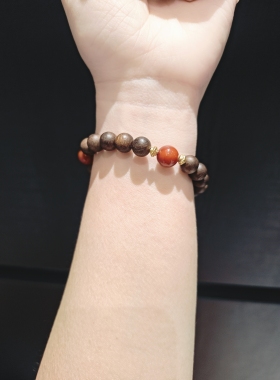 8m奇楠沉香配10m南红玛瑙配14m大漆顶珠手串手链