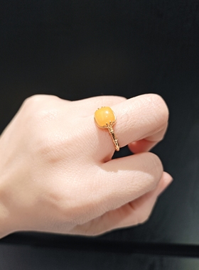 8m方糖蜜蜡鸡油黄配s925银戒托戒指可调节
