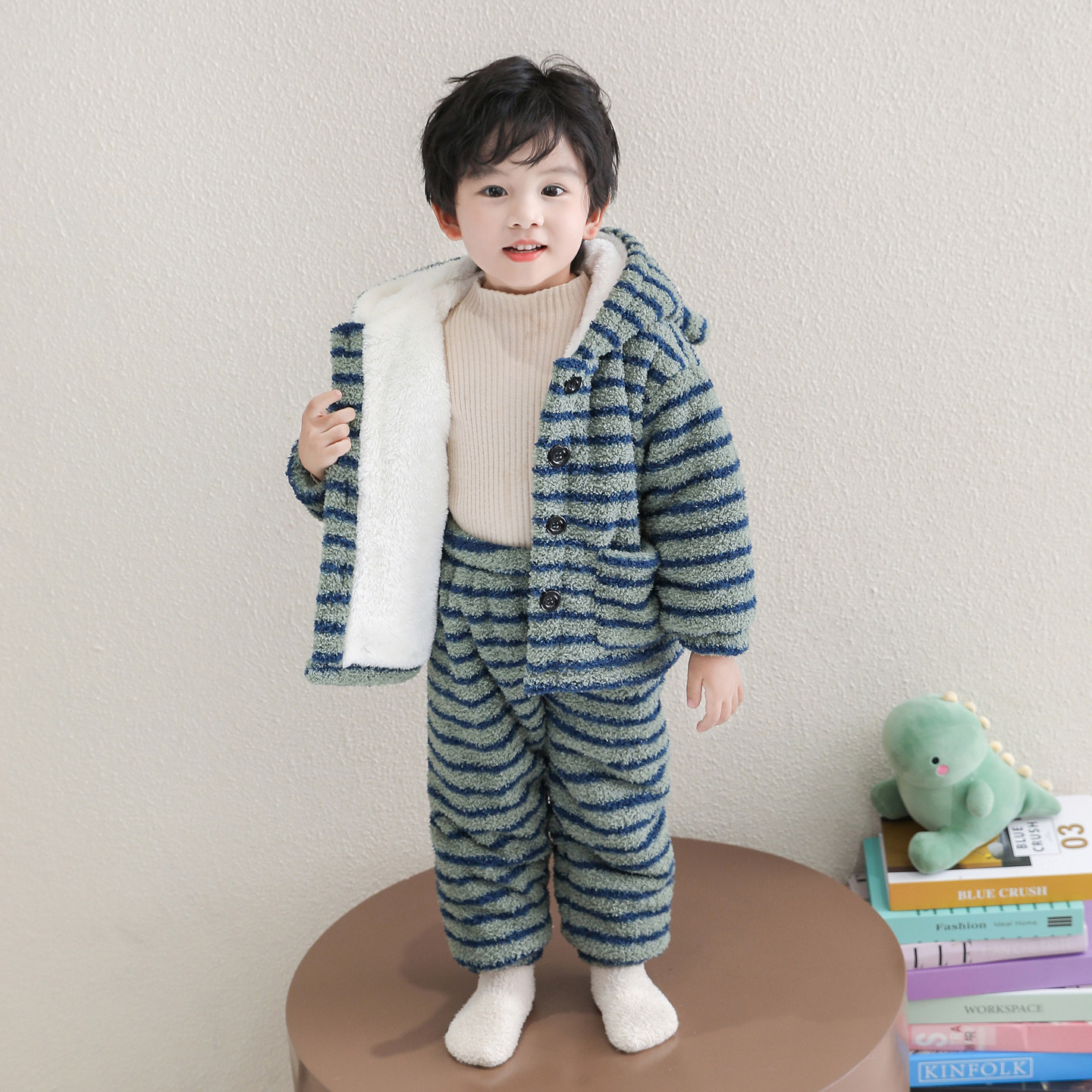 男童睡衣套装法兰绒双层加厚冬季新款宝宝儿童保暖连帽家居服冬装,淘宝优惠券,粉丝福利购,淘宝优惠卷