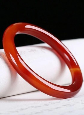 红玛瑙圆条玉石圆润透光精品手镯