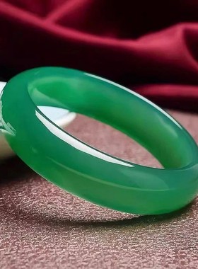 绿玉髓帝绿玛瑙玉手镯冰种透种