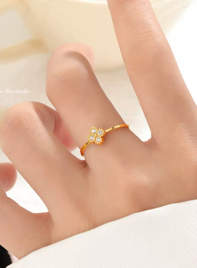 Basstudio四叶草锆石戒指女ins潮小众设计轻奢精致百搭钛钢食指戒