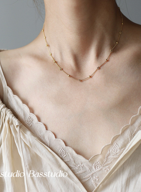 Basstudio 日系轻奢小珠花圆珠雪花小球项链锁骨链 钛钢镀18K金