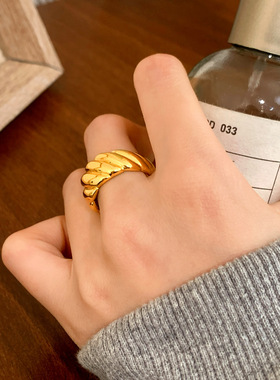 欧美时尚简约轻奢高级感牛角包戒指合集个性百搭小众气质通勤手饰