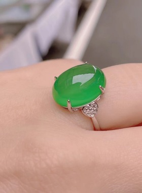 天然绿玉髓戒指女款鸽子蛋宝石女戒镶翡翠祖母绿色开口指环