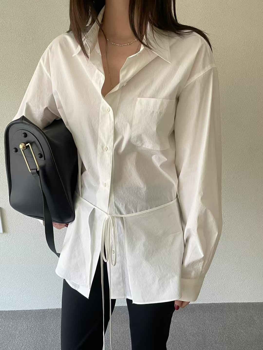 现货atmosphere韩国东大门2025春设计师款翻领单排扣衬衫上衣 - 图3