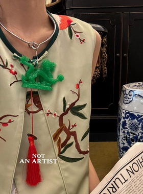 原创设计中国珠宝非遗手工玉龙护佑树脂仿真玉石雕刻流苏项圈小众