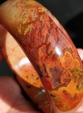 珍藏品战国红玛瑙手镯 冻肉红色活草 料子玉化好 超细腻 58mm