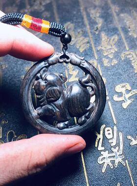 黑檀木猪生肖吊坠木雕挂