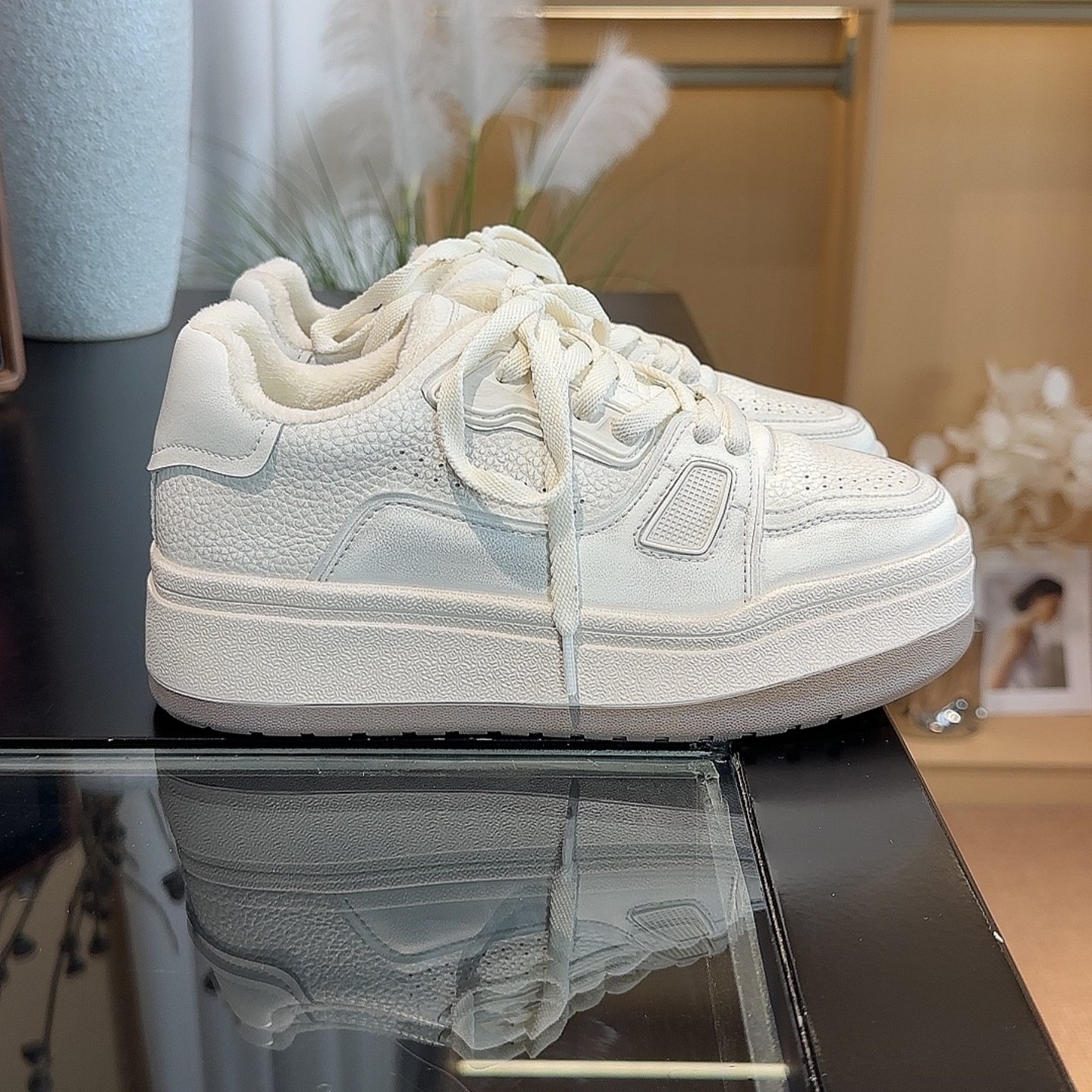 5cm厚底真皮小白鞋女百搭2025新款复古擦色运动休闲女鞋增高板鞋,淘宝优惠券,粉丝福利购,淘宝优惠卷