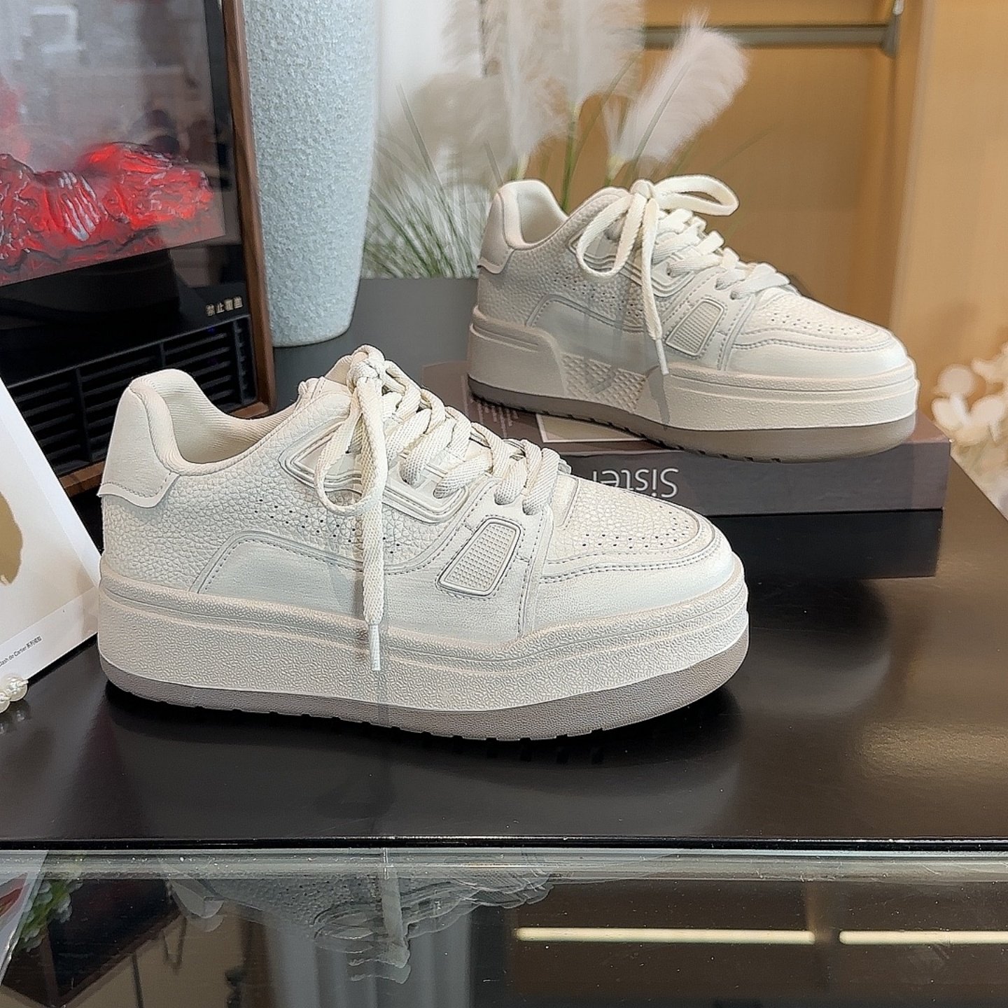 5cm厚底真皮小白鞋女百搭2025新款复古擦色运动休闲女鞋增高板鞋,淘宝优惠券,粉丝福利购,淘宝优惠卷